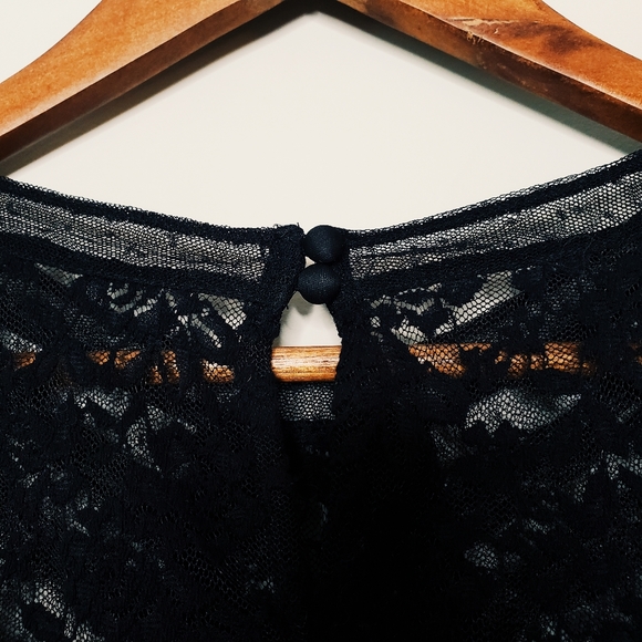 EXPRESS Women's Top Lace Details - Picture 2 of 8